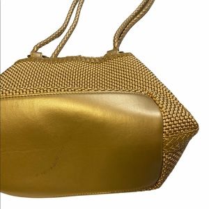 Worthington gold purse❤️